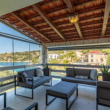 Villa Naty With Whirlpool By Villas Guide * Vela Luka