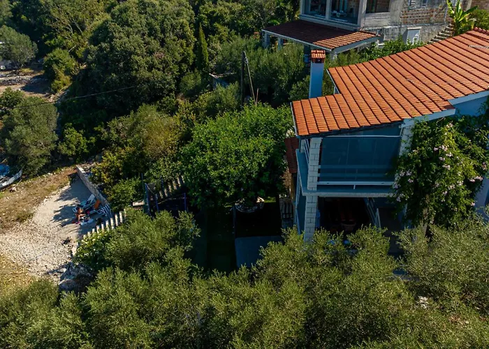 Villa Villa Naty With Whirlpool By Villas Guide Vela Luka
