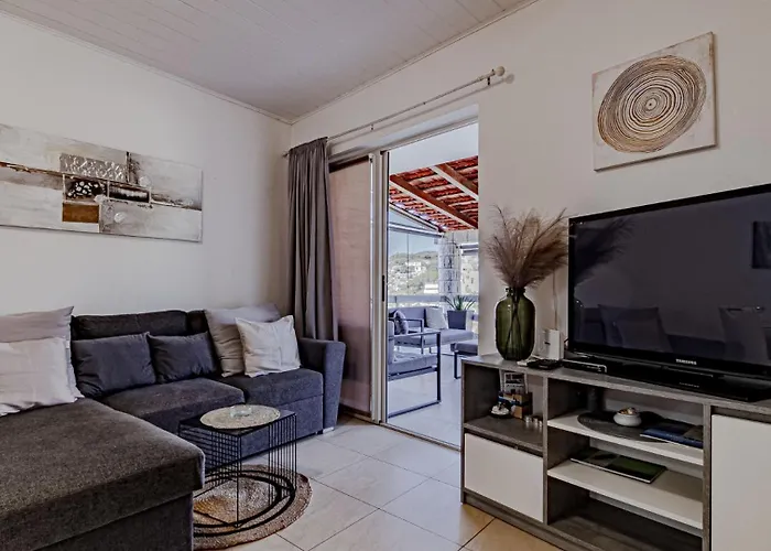 Villa Naty With Whirlpool By Villas Guide