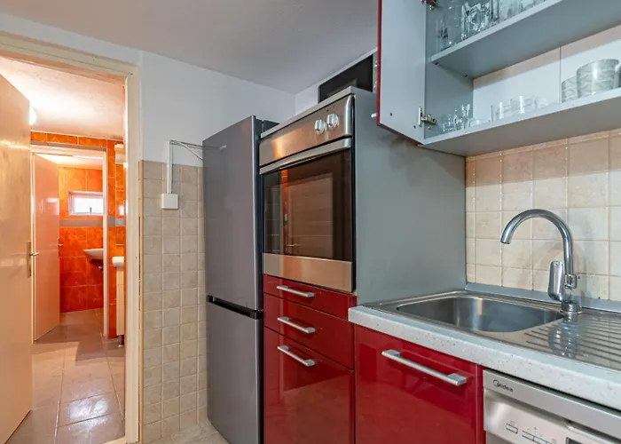 Villa Villa Naty With Whirlpool By Villas Guide *
