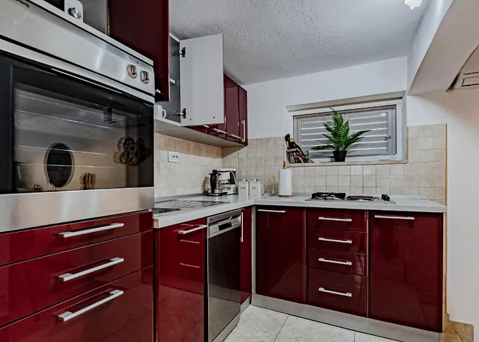 Villa Villa Naty With Whirlpool By Villas Guide