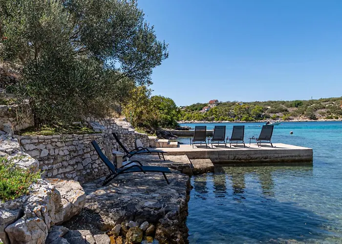 Villa Naty With Whirlpool By Villas Guide *